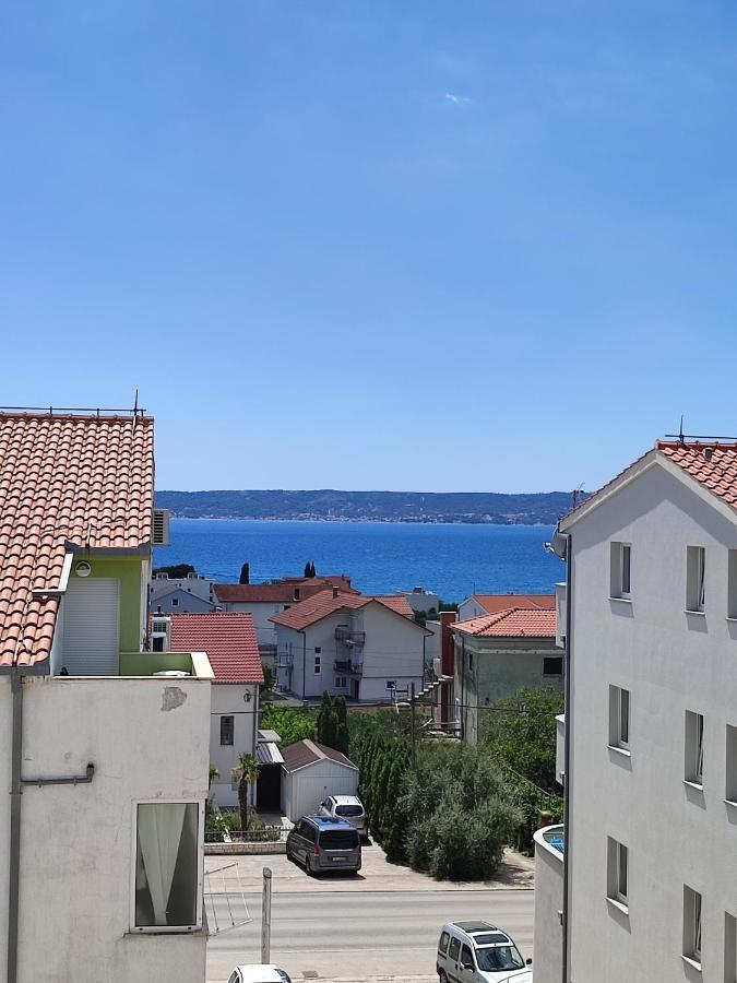 Top Floor Apartment With Sea View Kaštela Buitenkant foto